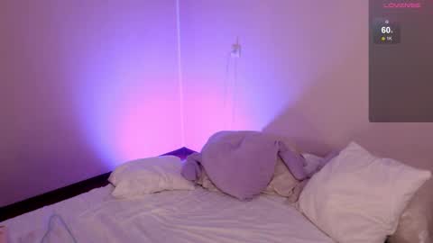 Katie Deville online show from 09.23.25