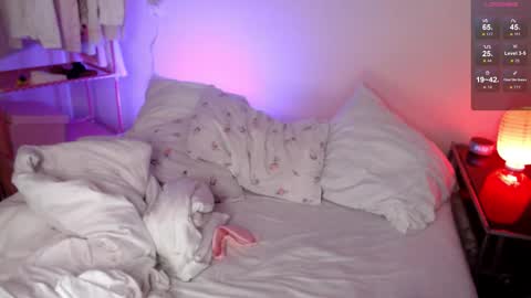 Katie Deville online show from 11.22.25