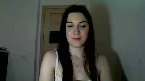 Snapshot of katie_foxi chatting on 05.22.26 katie_foxi online show from 05.22.26