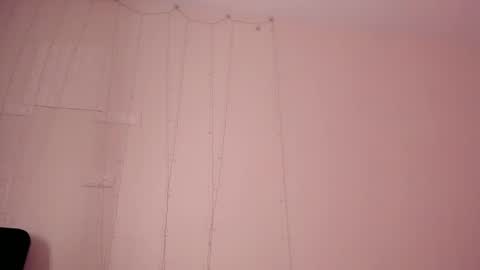 Snapshot of katie_ness chatting on 12.18.24 Kate online show from 12.18.24