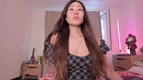 Snapshot of katie_ness chatting on 01.02.25 Kate online show from 01.02.25