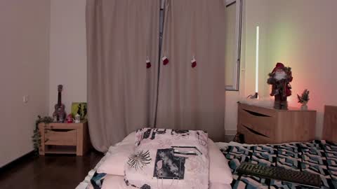 Snapshot of katie_ness chatting on 02.01.25 Kate online show from 02.01.25