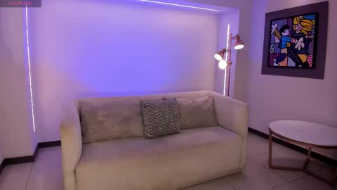 katieangel1 online show from 09.25.25