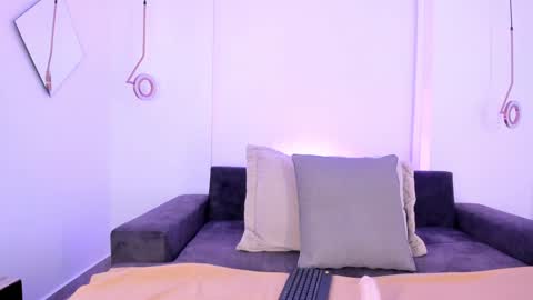 Katie online show from 01.06.25