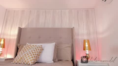 Katie online show from 02.18.25