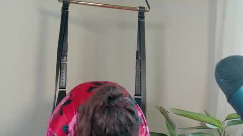 Kate online show from 11.23.25