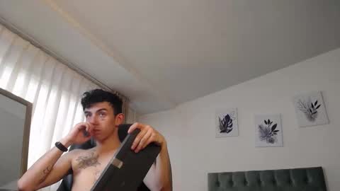 Snapshot of katnia_and_marcuz chatting on 12.22.24 Katnia and Marcuz online show from 12.22.24