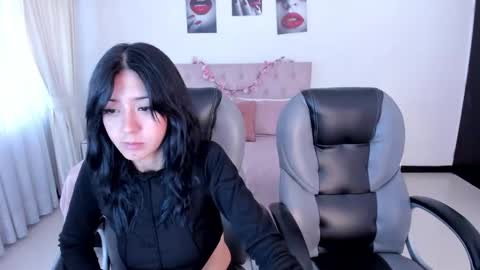 Snapshot of katnia_and_marcuz chatting on 01.26.25 Katnia and Marcuz online show from 01.26.25