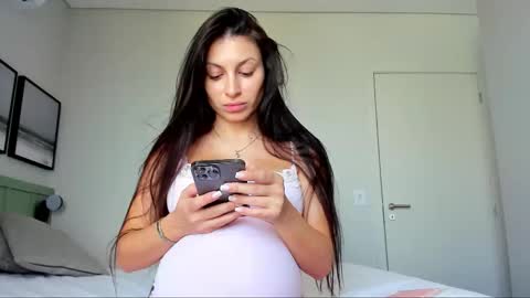 Snapshot of katrin_fit chatting on 11.29.25 Katrin online show from 11.29.25