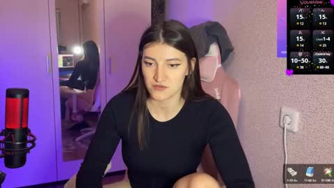 Snapshot of katrin_kristal chatting on 03.11.25 naked in pvt show 100 tk online show from 03.11.25