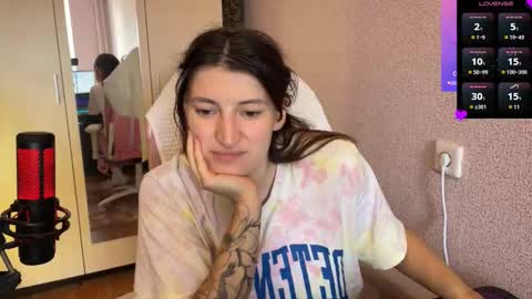 Snapshot of katrin_kristal chatting on 03.12.25 naked in pvt show 100 tk online show from 03.12.25