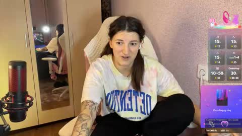 Snapshot of katrin_kristal chatting on 03.12.25 naked in pvt show 100 tk online show from 03.12.25