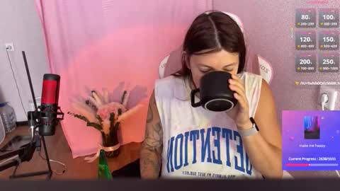 Snapshot of katrin_kristal chatting on 09.27.25 naked in pvt show 100 tk online show from 09.27.25