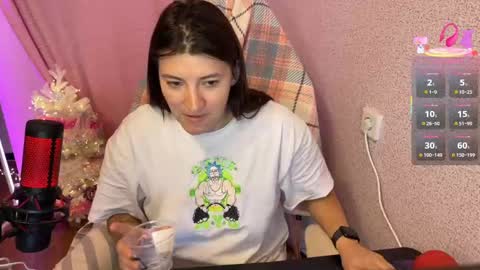 Snapshot of katrin_kristal chatting on 12.21.25 naked in pvt show 100 tk online show from 12.21.25