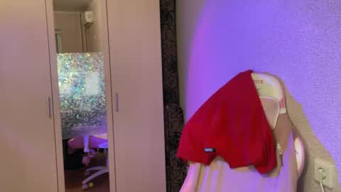 Snapshot of katrin_kristal chatting on 02.26.26 naked in pvt show 100 tk online show from 02.26.26