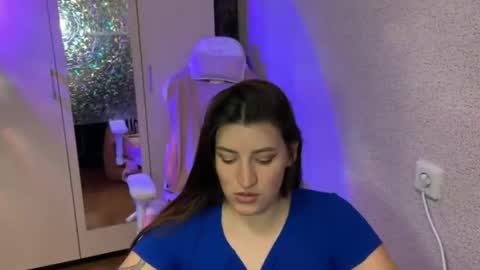 Snapshot of katrin_kristal chatting on 03.06.26 naked in pvt show 100 tk online show from 03.06.26