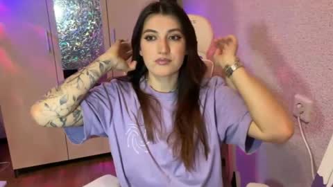 Snapshot of katrin_kristal chatting on 04.02.26 naked in pvt show 100 tk online show from 04.02.26