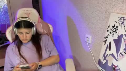 Snapshot of katrin_kristal chatting on 04.08.26 naked in pvt show 100 tk online show from 04.08.26