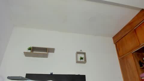 katrina moore online show from 12.05.25