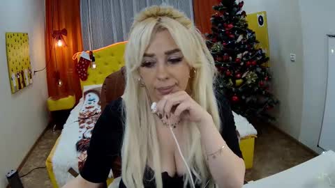 katrinacharm online show from 12.04.25