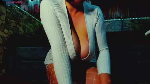 Snapshot of katrinedenev chatting on 11.29.25 KatrineDenev online show from 11.29.25