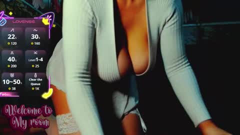 Snapshot of katrinedenev chatting on 12.16.25 KatrineDenev online show from 12.16.25