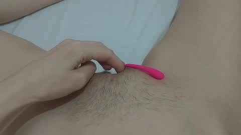 Snapshot of katrinna_arinna chatting on 01.11.25 katrina dont forget to give me thumbs up online show from 01.11.25