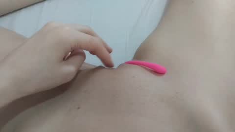 Snapshot of katrinna_arinna chatting on 01.27.25 katrina dont forget to give me thumbs up online show from 01.27.25