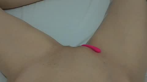 Snapshot of katrinna_arinna chatting on 02.14.25 katrina dont forget to give me thumbs up online show from 02.14.25