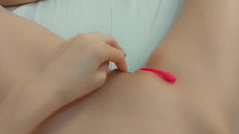 Snapshot of katrinna_arinna chatting on 02.18.25 katrina dont forget to give me thumbs up online show from 02.18.25