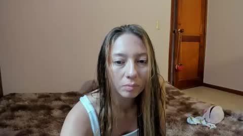 Snapshot of katrinrosex chatting on 11.23.25 Katrin online show from 11.23.25