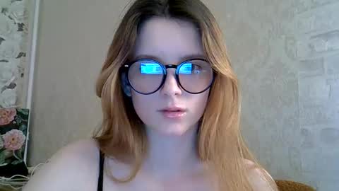 Snapshot of katte_light chatting on 04.09.26 katte light online show from 04.09.26
