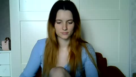 Snapshot of katte_light chatting on 06.26.26 katte light online show from 06.26.26