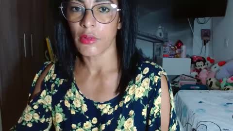 Snapshot of kattleyagray chatting on 12.18.24 KattleyaGrey online show from 12.18.24