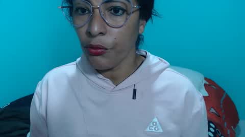 Snapshot of kattleyagray chatting on 02.19.26 KattleyaGrey online show from 02.19.26