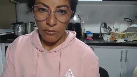 Snapshot of kattleyagray chatting on 02.27.26 KattleyaGrey online show from 02.27.26