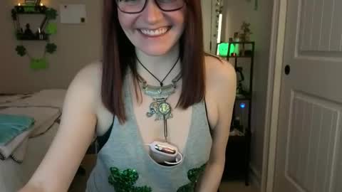 Josie live show Tuesday Wednesday and Thursday online show from 02.21.26