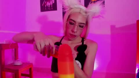 katty_cat1 online show from 09.11.25