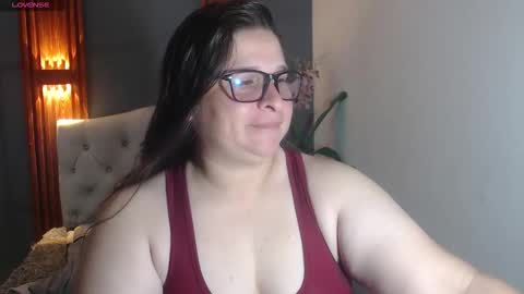 Snapshot of katty_findom_ chatting on 04.29.26 katty online show from 04.29.26