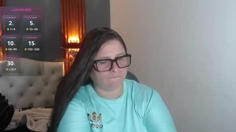 Snapshot of katty_findom_ chatting on 05.08.26 katty online show from 05.08.26