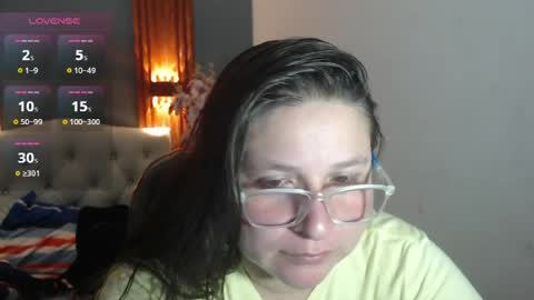 Snapshot of katty_findom_ chatting on 06.24.26 katty online show from 06.24.26