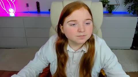 Snapshot of katty_rose8 chatting on 09.19.25 Katty online show from 09.19.25