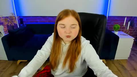 Snapshot of katty_rose8 chatting on 09.27.25 Katty online show from 09.27.25