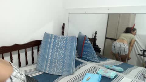 Snapshot of kattydirty144 chatting on 12.10.24 angel online show from 12.10.24