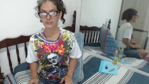 Snapshot of kattydirty144 chatting on 01.09.25 angel online show from 01.09.25