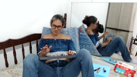 Snapshot of kattydirty144 chatting on 01.21.25 angel online show from 01.21.25