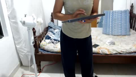 Snapshot of kattydirty144 chatting on 02.05.25 angel online show from 02.05.25