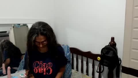 Snapshot of kattydirty144 chatting on 02.14.25 angel online show from 02.14.25