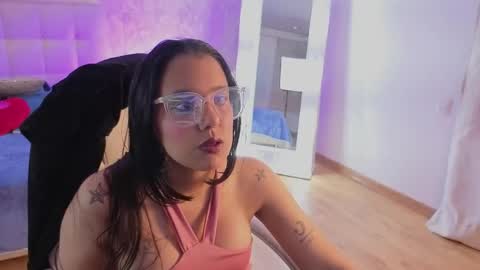 Snapshot of katy_blush chatting on 06.07.26 katy_blush online show from 06.07.26