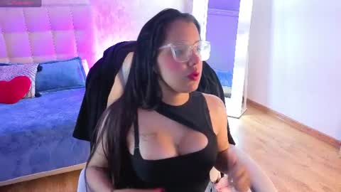 Snapshot of katy_blush chatting on 06.14.26 katy_blush online show from 06.14.26
